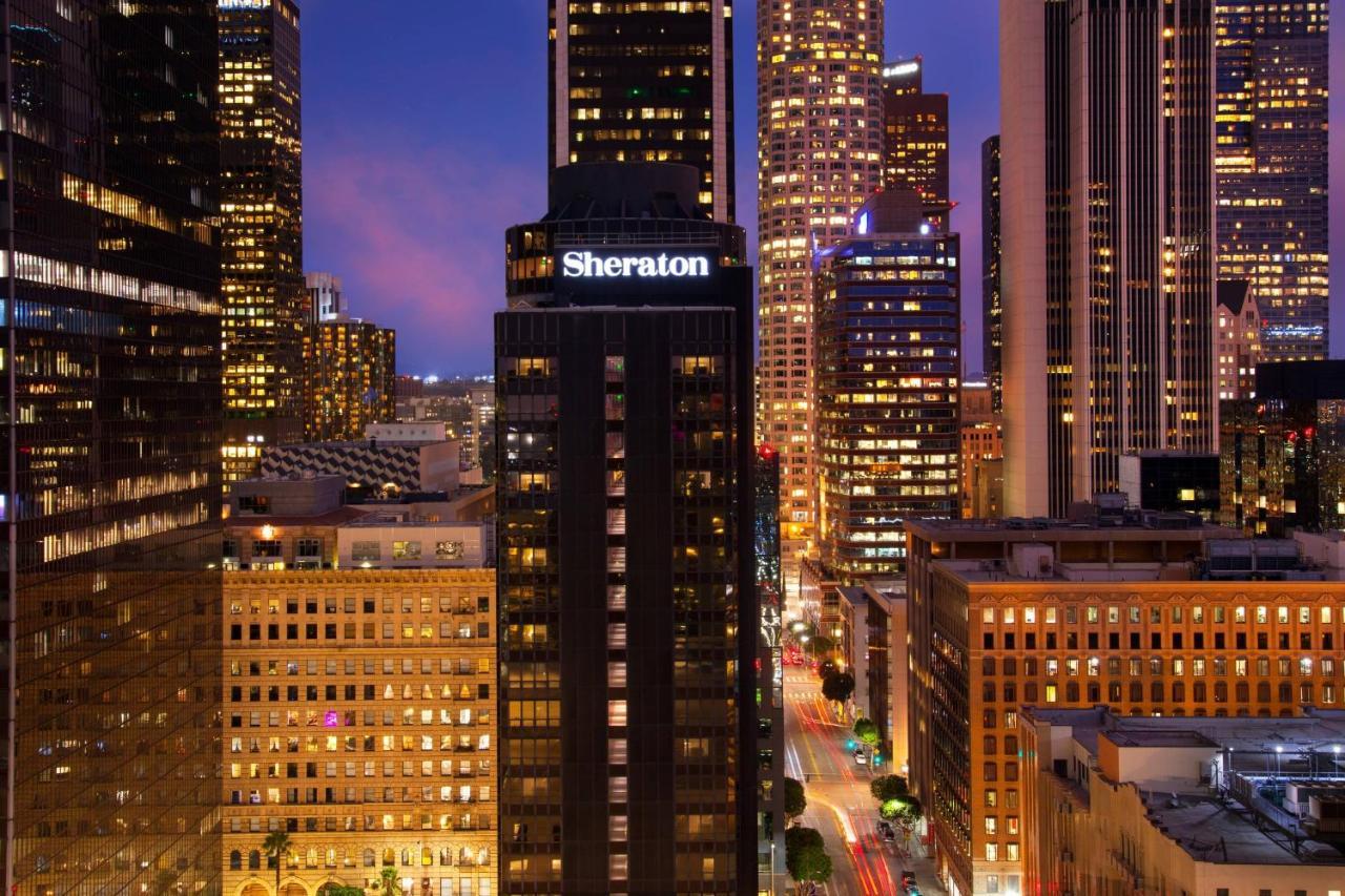 Sheraton Grand Angeles Hotel 4*