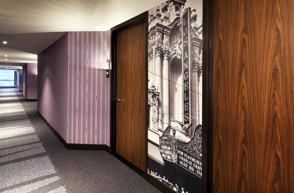 Sheraton Grand Angeles 4*