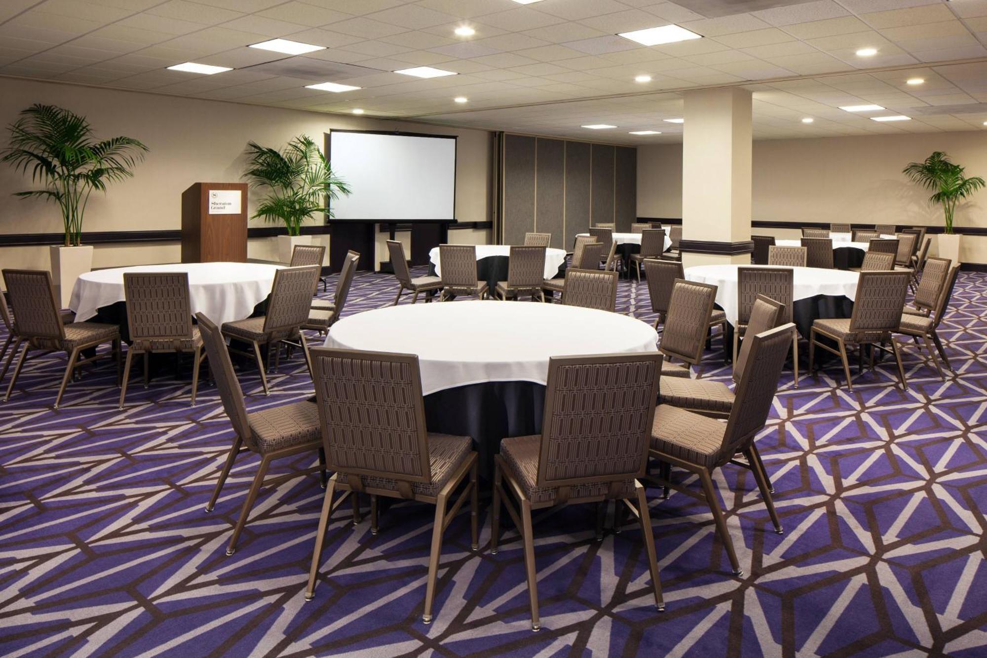 Sheraton Grand Angeles Hotel Los Angeles
