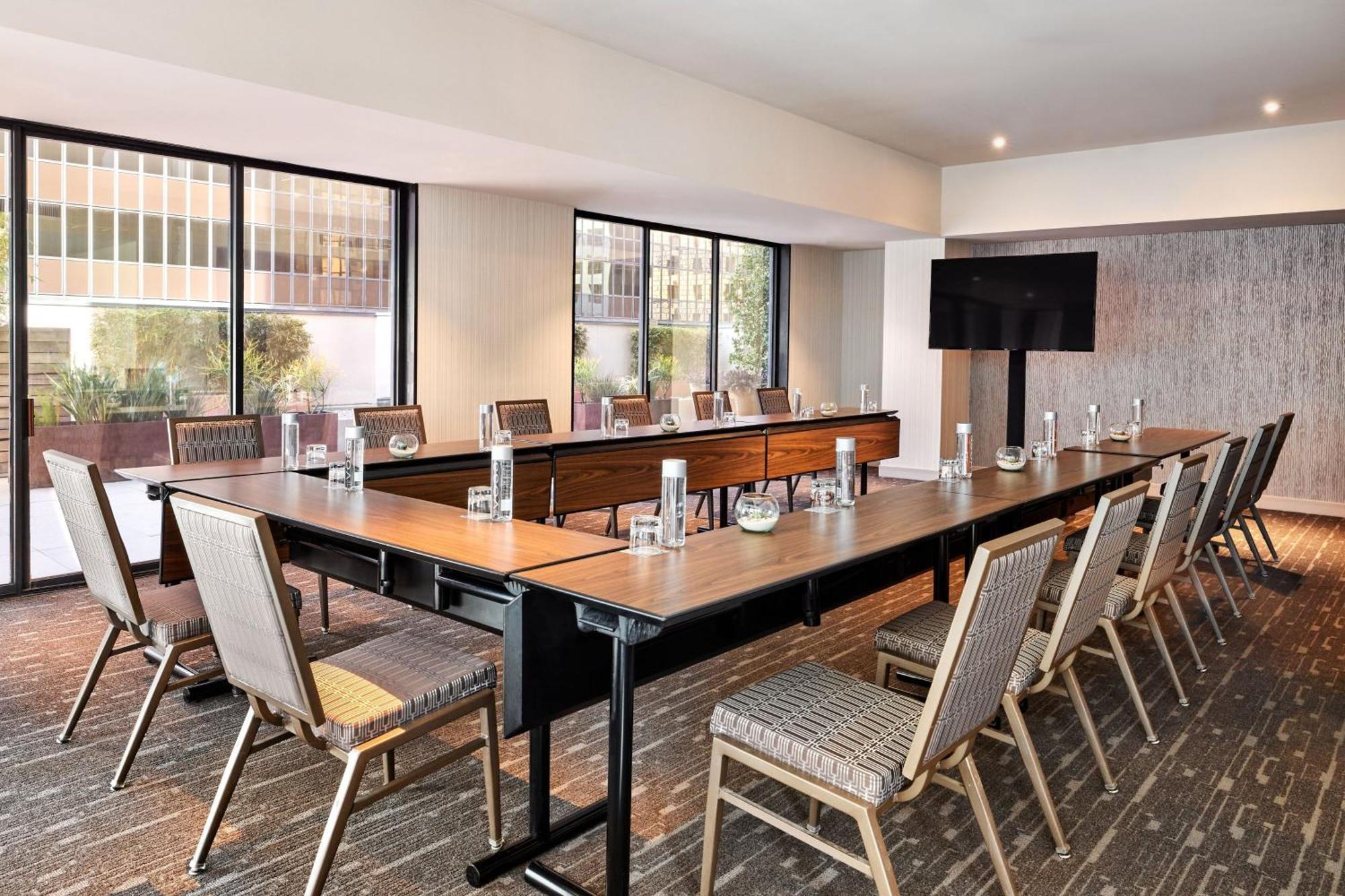 Sheraton Grand Angeles Los Angeles