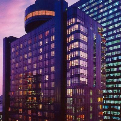 Sheraton Grand Angeles Hotel 4*