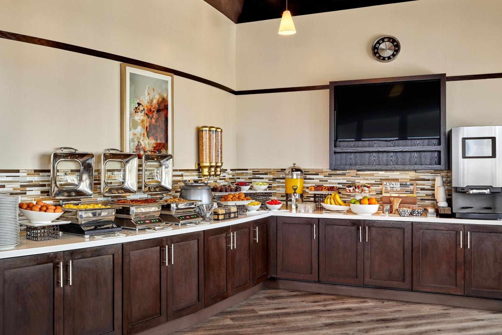 Sheraton Grand Angeles Los Angeles